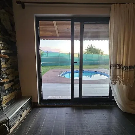 Villa Freya Sicak Havuz Ve Jakuzi Tam Korunakli Bahce